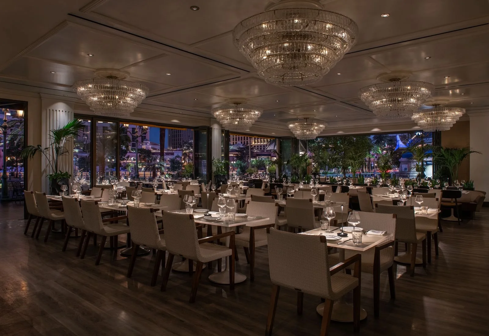 Alexxa’s at Paris Las Vegas: A Chic Dining Experience with Iconic Views