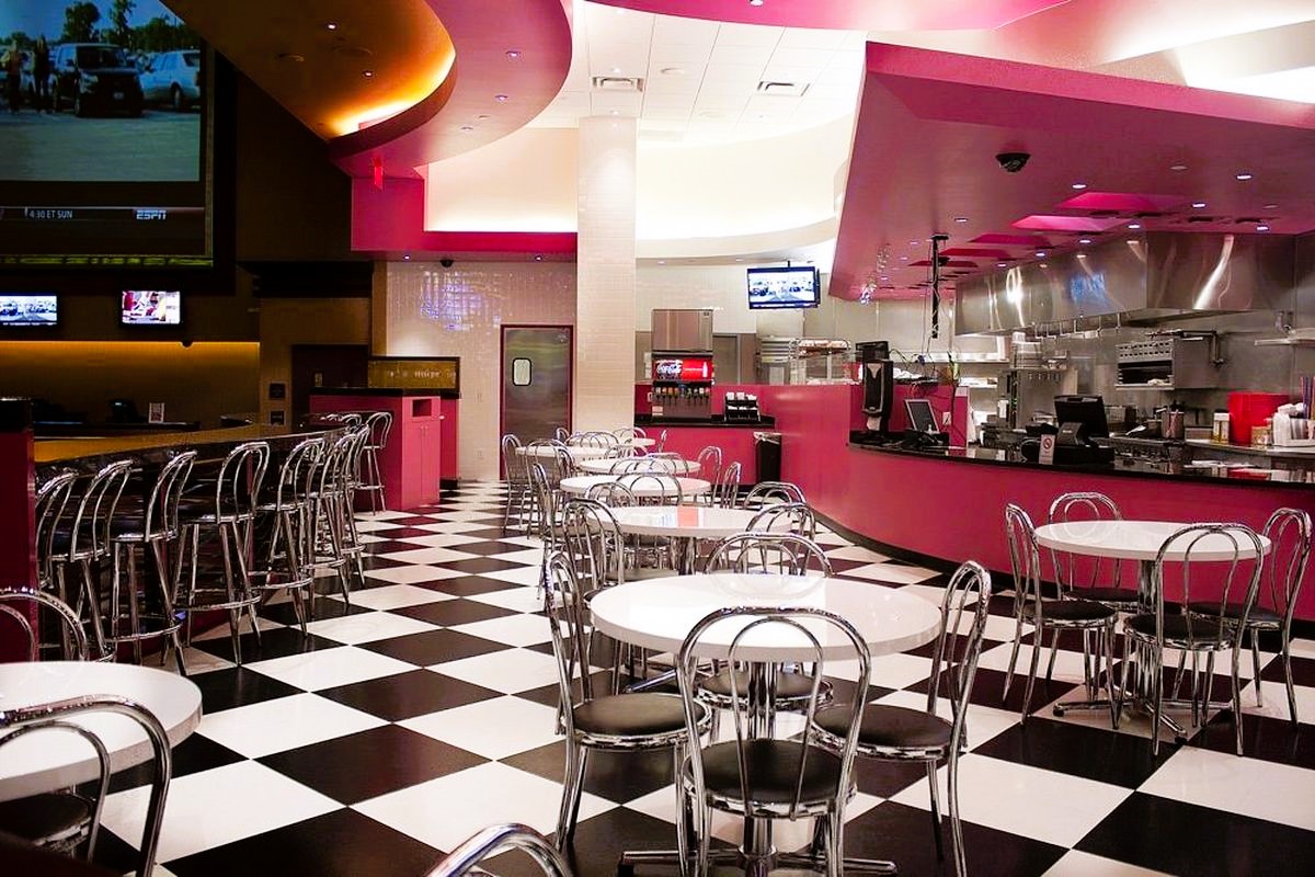 Top must visit Vintage Dinner Spots in Las Vegas